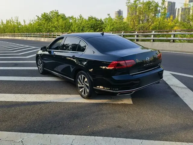 VOLKSWAGEN MAGOTAN LUXURY 2022