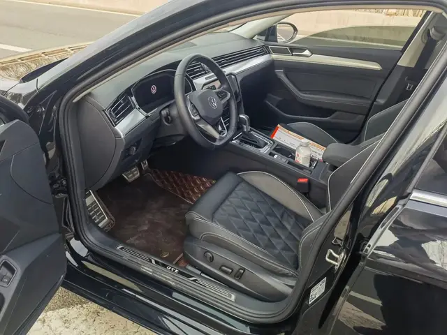 VOLKSWAGEN MAGOTAN LUXURY 2022