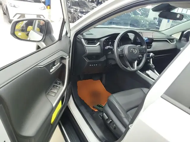 TOYOTA WILDLANDER LUXURY 2023