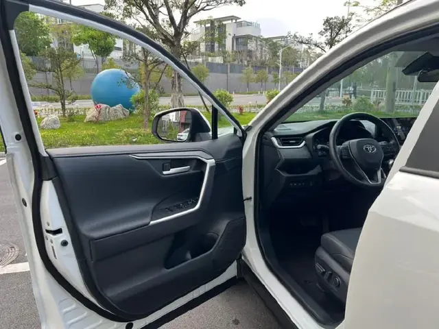 TOYOTA WILDLANDER LUXURY 2023