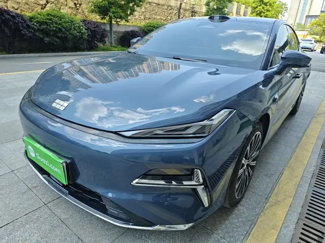 GEELY GALAXY STAR 8 2025