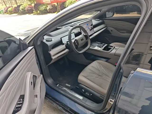 GEELY GALAXY STAR 8 2025