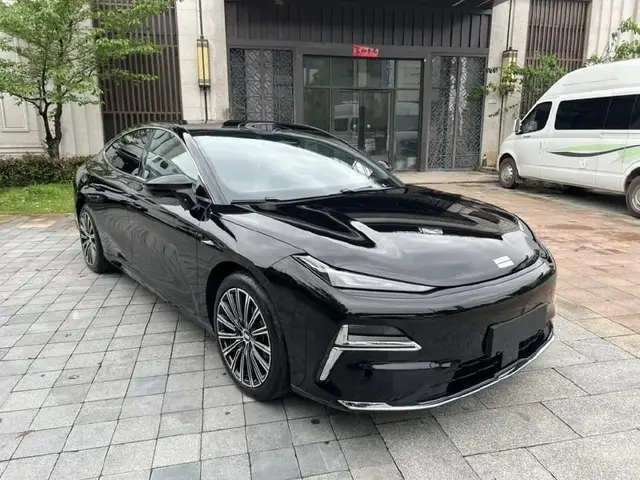 GEELY GALAXY STAR 8 2025