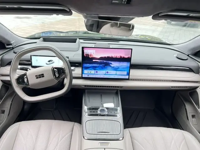 GEELY GALAXY STAR 8 2025