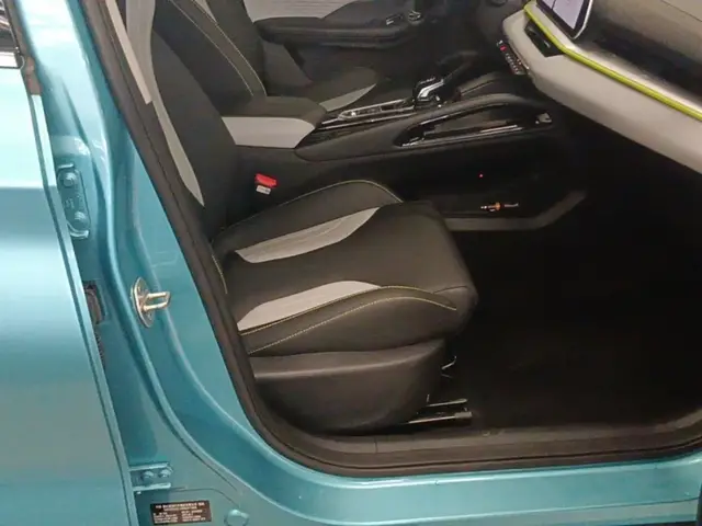 GEELY AUTO COOLRAY 2022