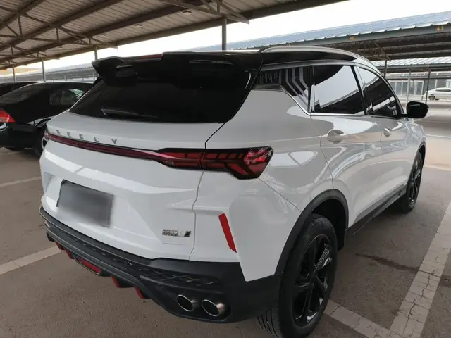 GEELY COOLRAY 2022