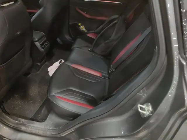 GEELY AUTO COOLRAY 2022