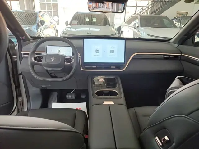 DONGFENG eπ 008 2024