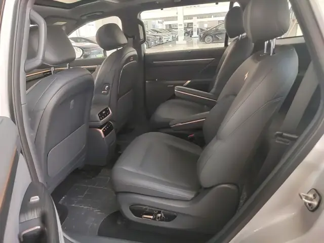 DONGFENG eπ 008 2024