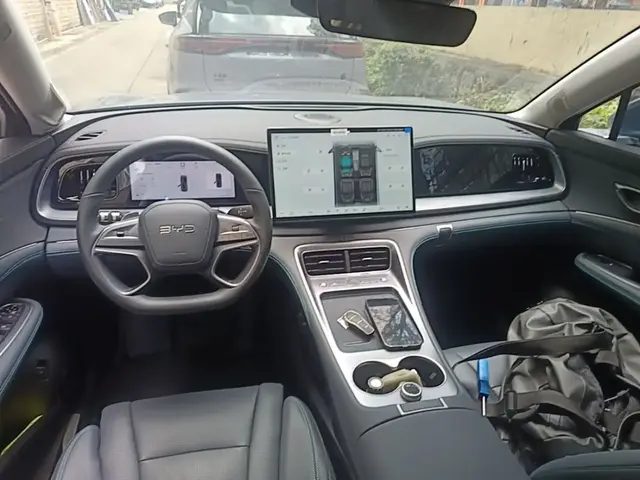 BYD SEALION DM-I SEALION 07 DM-I 2025
