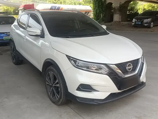 NISSAN QASHQAI 2023