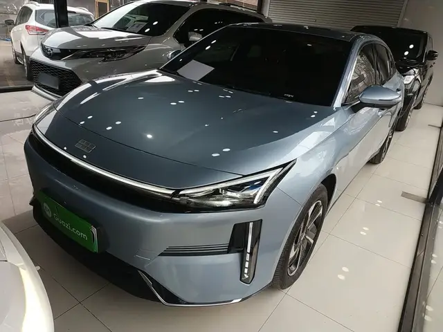 GEELY GALAXY L6 2025