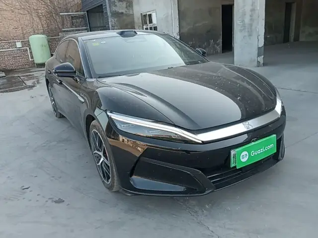 BYD HAN L 2025