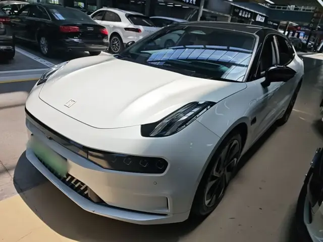 ZEEKR 001 2022