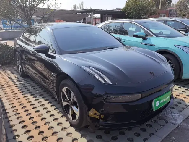 ZEEKR 001 2023