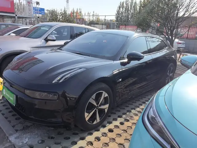 ZEEKR 001 2023