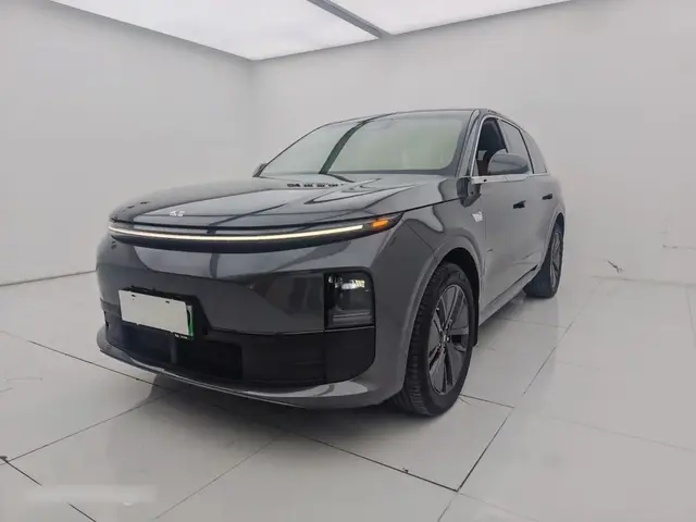 LI AUTO L6 2024