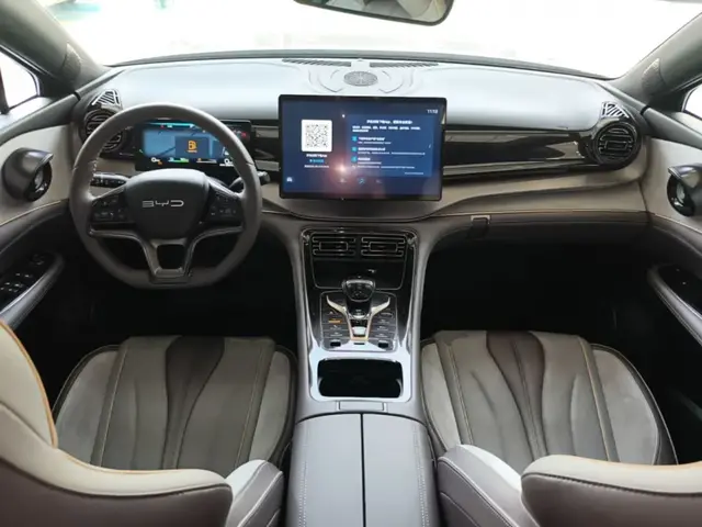 BYD FRIGATE PREMIUM 2023