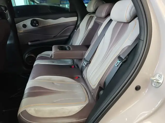 BYD FRIGATE PREMIUM 2023