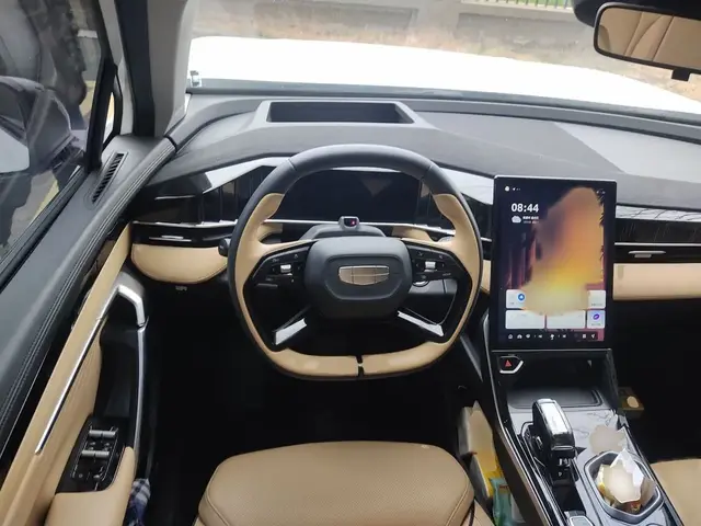 GEELY BOYUE L 2024