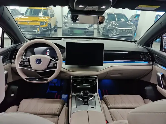 BYD TANG 2024