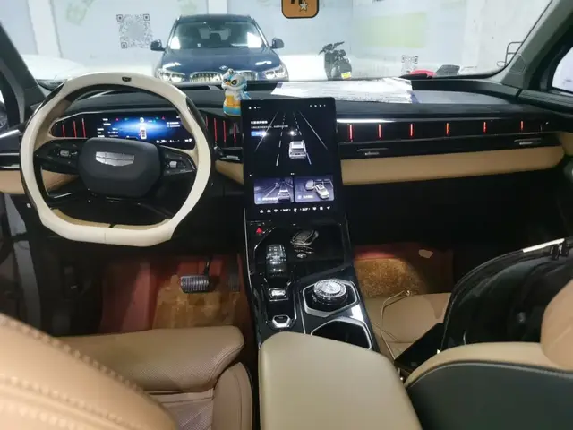GEELY BOYUE L 2022