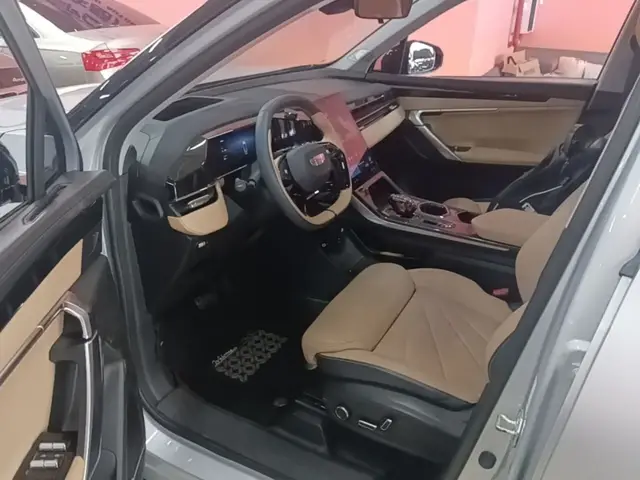 GEELY BOYUE L 2022