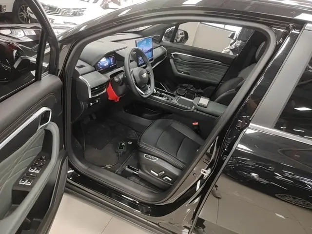 GEELY HAOYUE L 2024