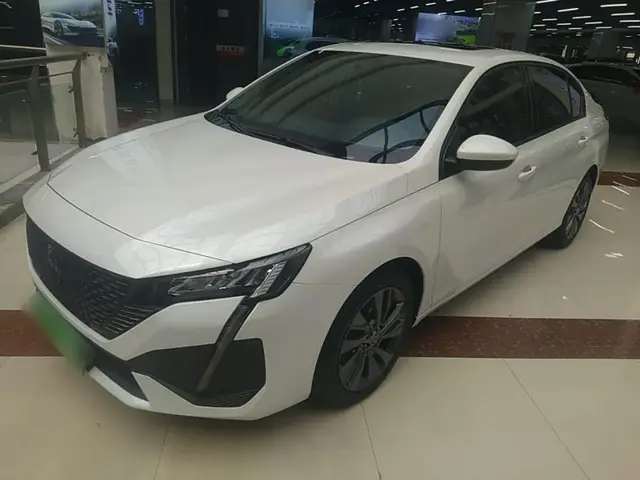 PEUGEOT 408 2022