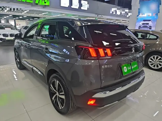 PEUGEOT 4008 2021