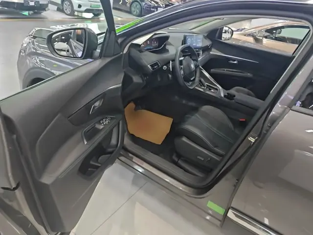 PEUGEOT 4008 2021