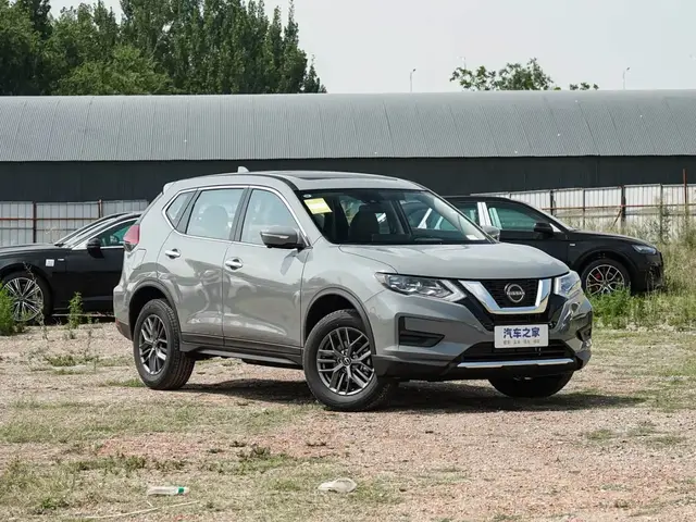 NISSAN X- TRAIL 2025