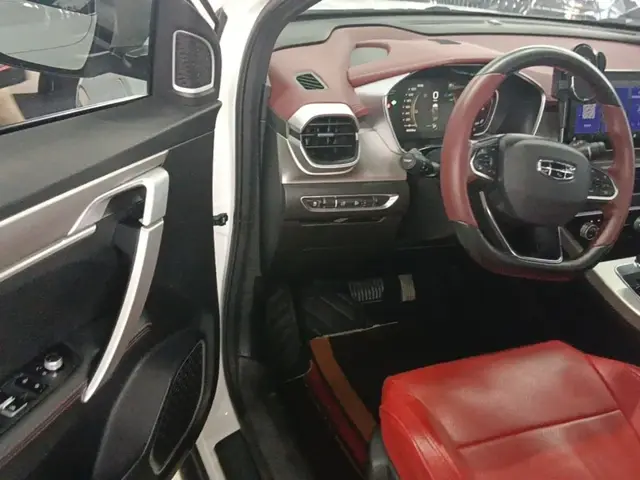 GEELY AUTO COOLRAY NEW ENERGY 2022