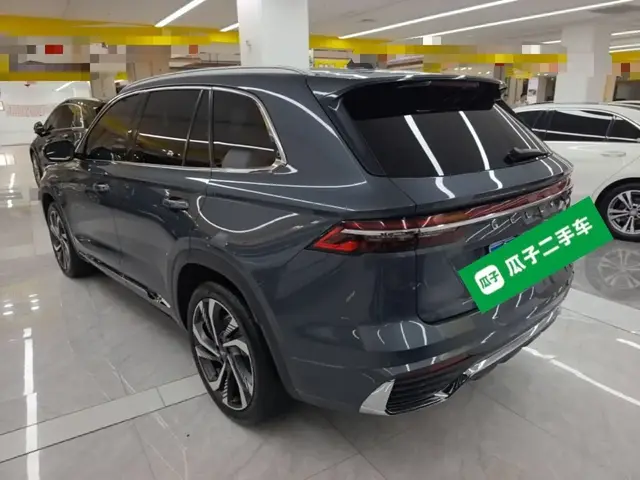GEELY MONJARO 2021