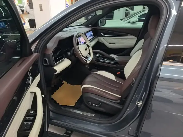 GEELY MONJARO 2021