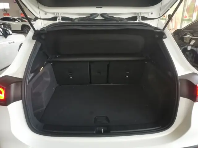 MERCEDES-BENZ GLA 2022