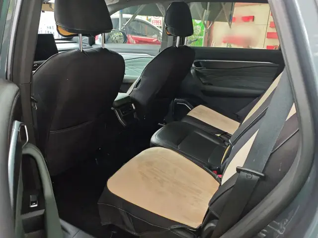 GEELY OKAVANGO PRESTIGE 2023