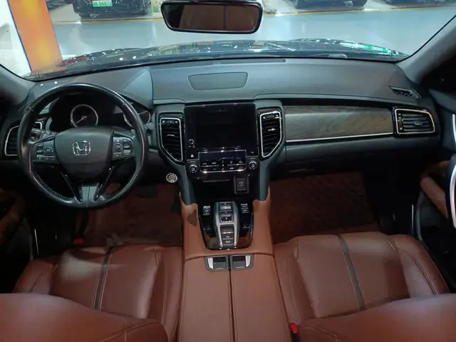 HONDA UR-V PRESTIGE 2022