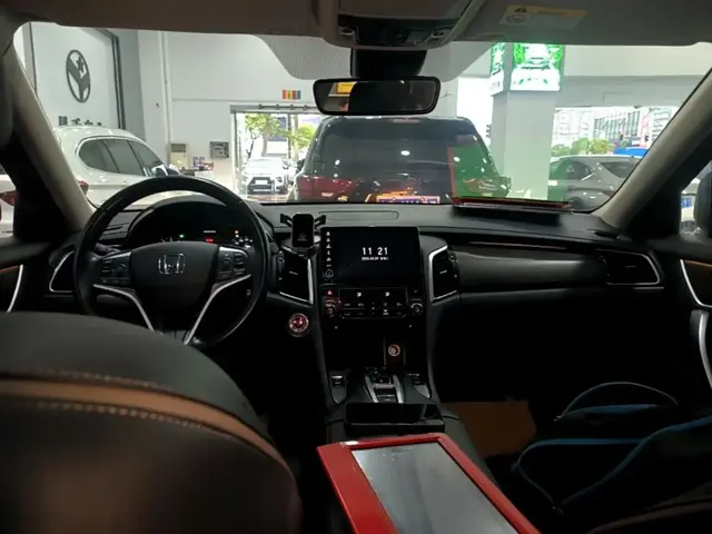 HONDA AVANCIER PREMIUM 2022