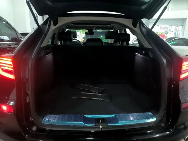 HONDA AVANCIER PREMIUM 2022