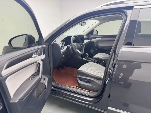 VOLKSWAGEN TAYRON LUXURY 2023