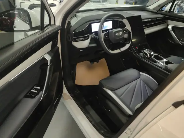 GEELY AUTO BOYUE L 2023