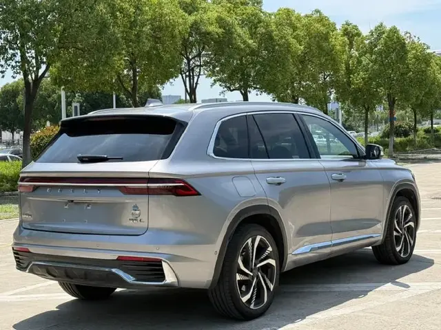 GEELY MONJARO L 2023