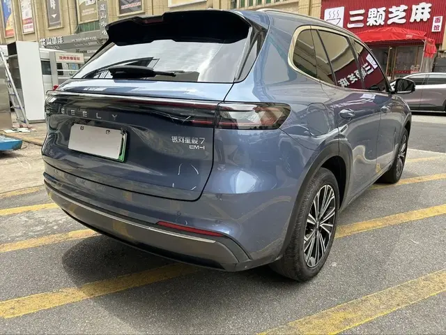 GEELY GALAXY STARSHIP EM-I GALAXY STARSHIP 7 EM-I 2025