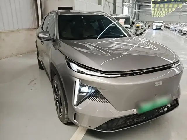 GEELY GALAXY L7 2023