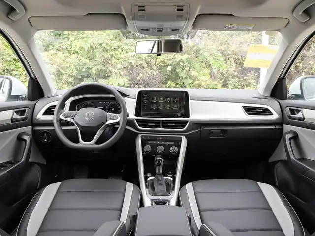 VOLKSWAGEN T-ROC 2026