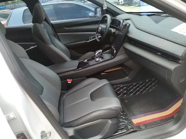 GEELY BOYUE COOL 2023