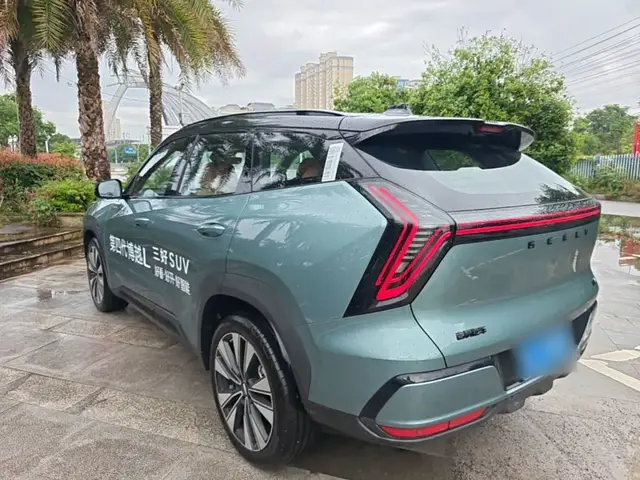 GEELY BOYUE L 2025