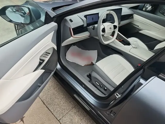 DONGFENG eπ 007 2024