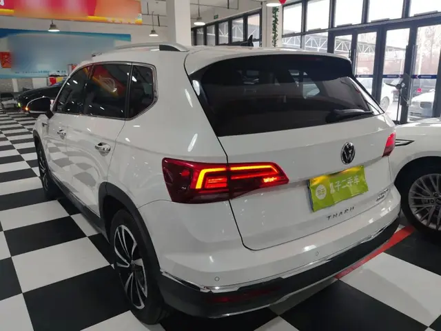 VOLKSWAGEN THARU LUXURY 2021
